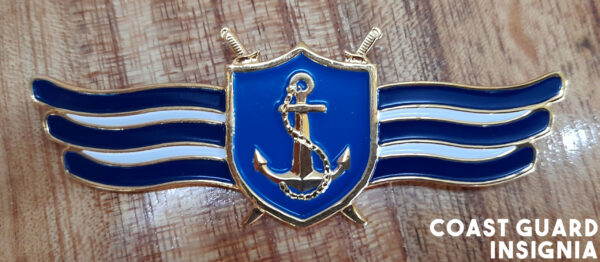 Vietnam Military Collectible Pins - Image 4